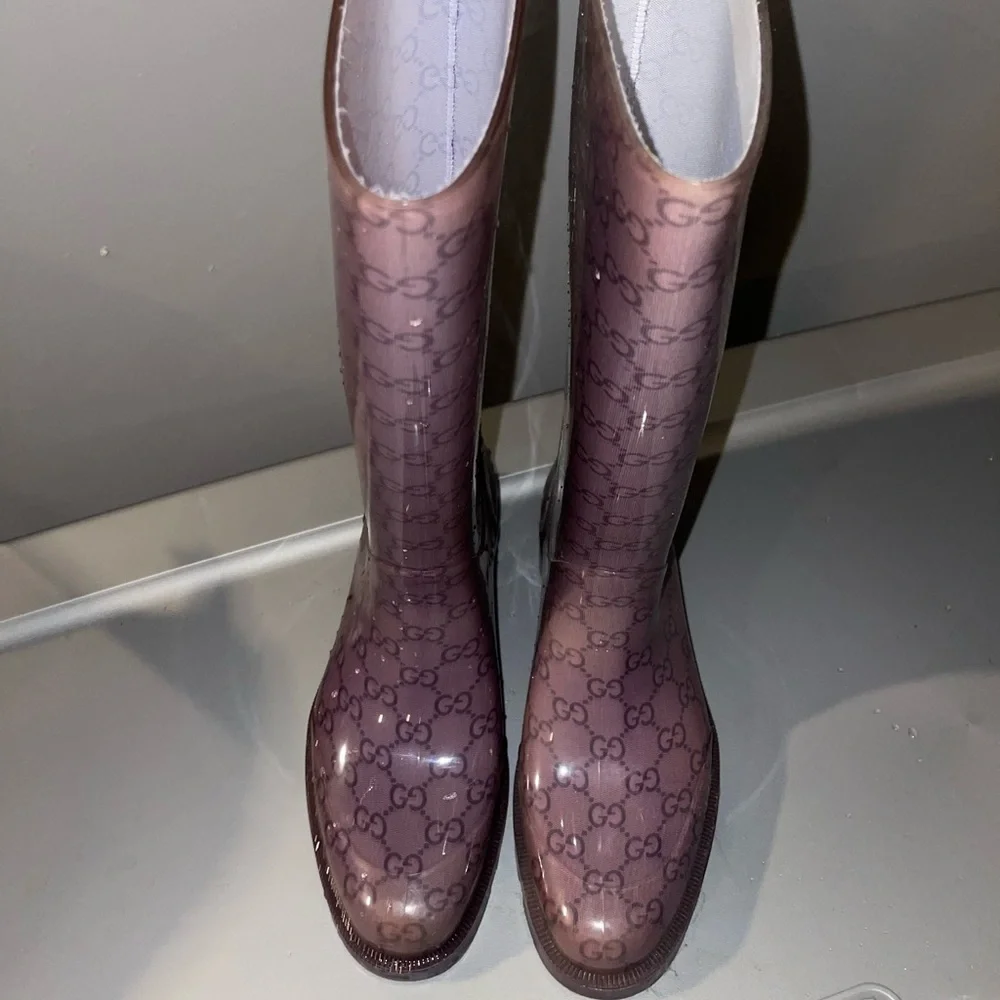 Gucci Purple GG Logo Rain Boots - Picture 4 of 6